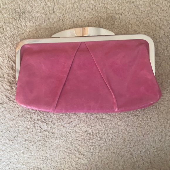 Hobo Clutch